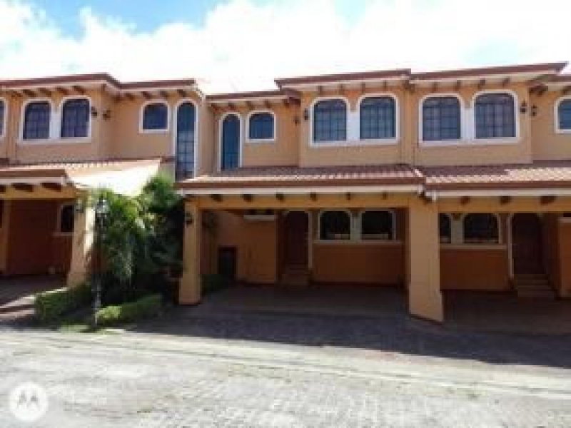 Foto Casa en Venta en San Antonio, Escazú, San José - U$D 183.000 - CAV59566 - BienesOnLine