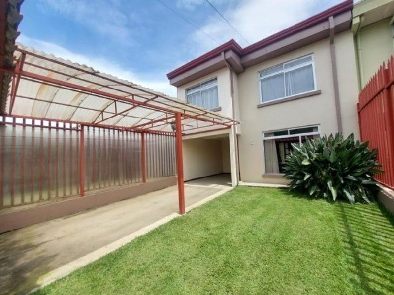 Casa en Venta en  Garita, Alajuela