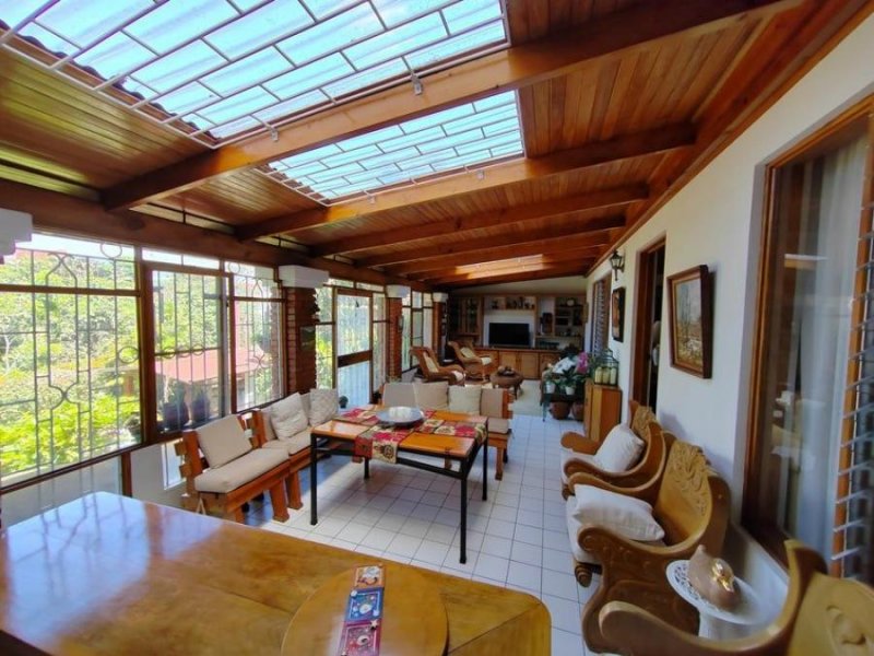 Foto Casa en Venta en Montes de Oca, San José - U$D 358.000 - CAV99076 - BienesOnLine