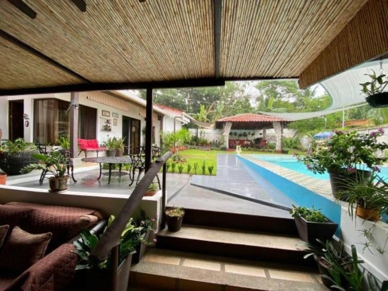 Casa en Venta en  Esparza, Puntarenas