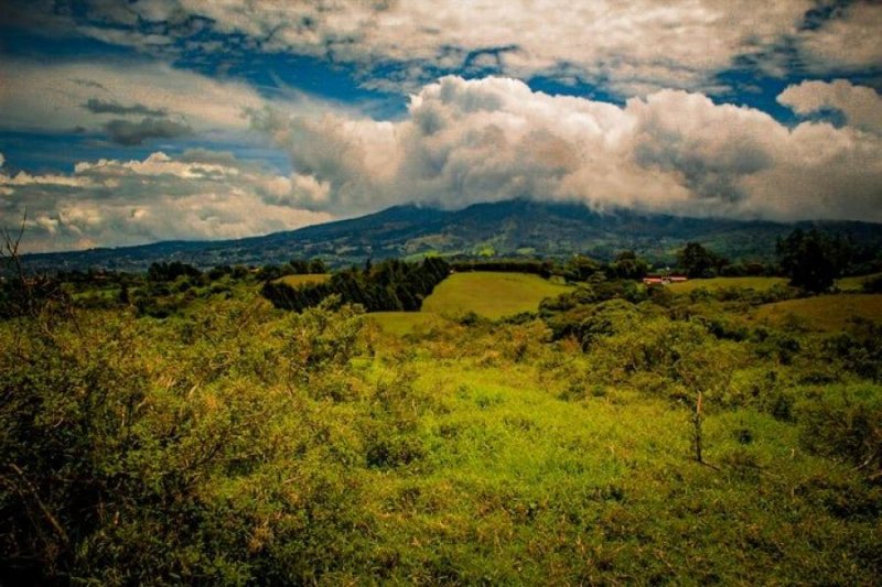 Terreno en Venta en  Vasquez de Coronado, San José