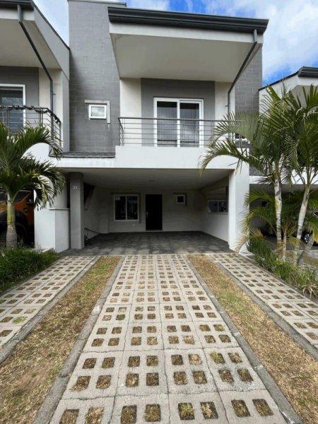 Foto Casa en Venta en Escazú, San José - U$D 275.000 - CAV81638 - BienesOnLine