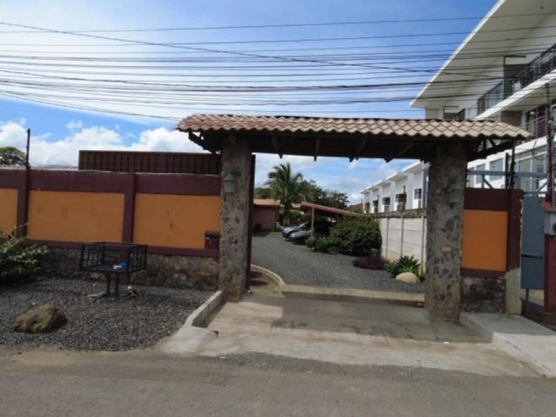 Foto Casa en Venta en Pozos, Santa Ana, San José - U$D 500.000 - CAV67807 - BienesOnLine