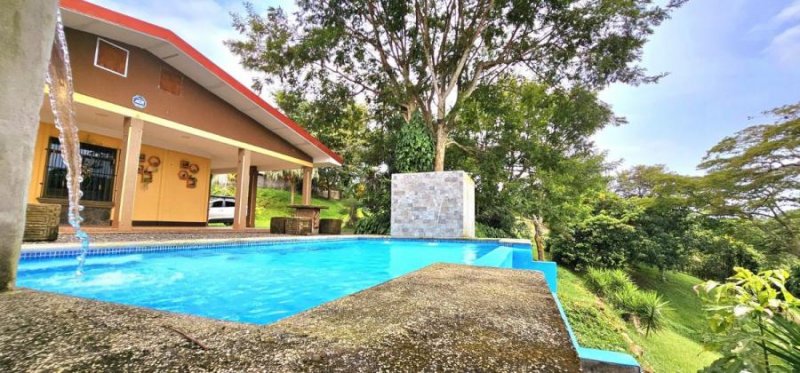 Casa en Venta en  Orotina, Alajuela