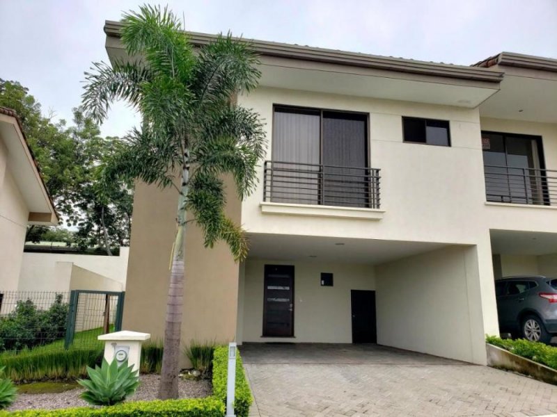 Foto Casa en Venta en Escazú, San José - U$D 305.000 - CAV29782 - BienesOnLine