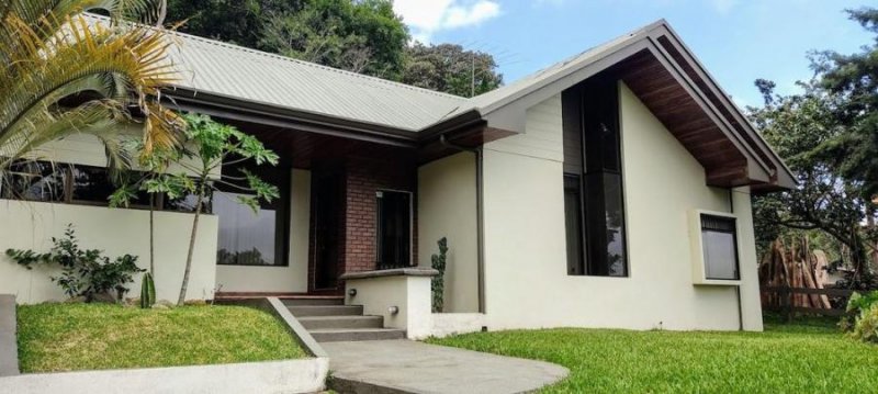 Foto Casa en Venta en Barranca, San Ramón, Alajuela - U$D 230.000 - CAV46703 - BienesOnLine